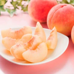 Babcock Peach Tree -Garden Plants Babcock Peach 2