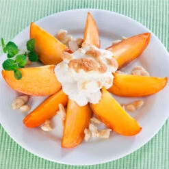 Giant Fuyu Persimmon Tree -Garden Plants Giant Persimmon 2