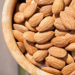 Nonpareil Almond Tree -Garden Plants Nonpareil Almonds 5